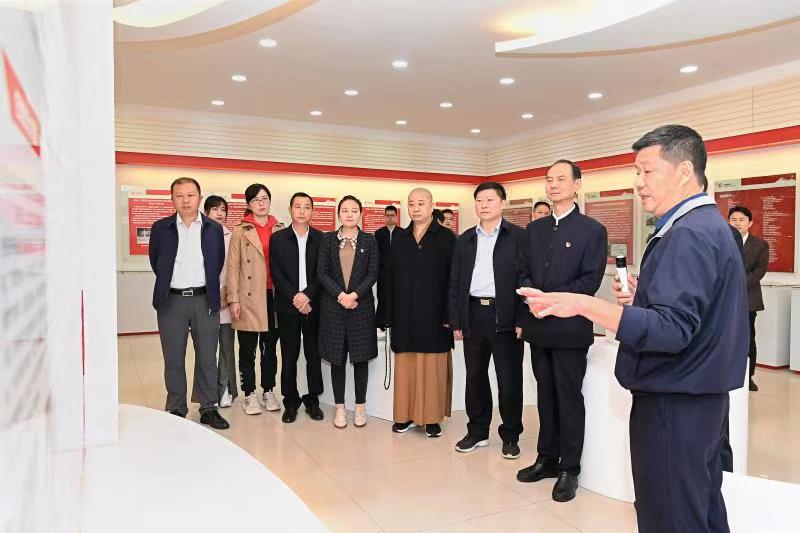 福建省人大常委會黨組書記、副主任雷春美和全國人大代表到順昌虹潤等地調(diào)研